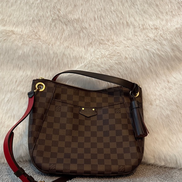 Louis Vuitton Bloomsbury PM in Damier Ebene Canvas Cross body - Picture 1 of 10
